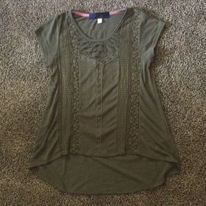 Francesca’s olive green top with lace detail small